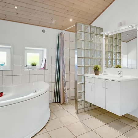 Beautiful In Romo With Wifi Holiday home *